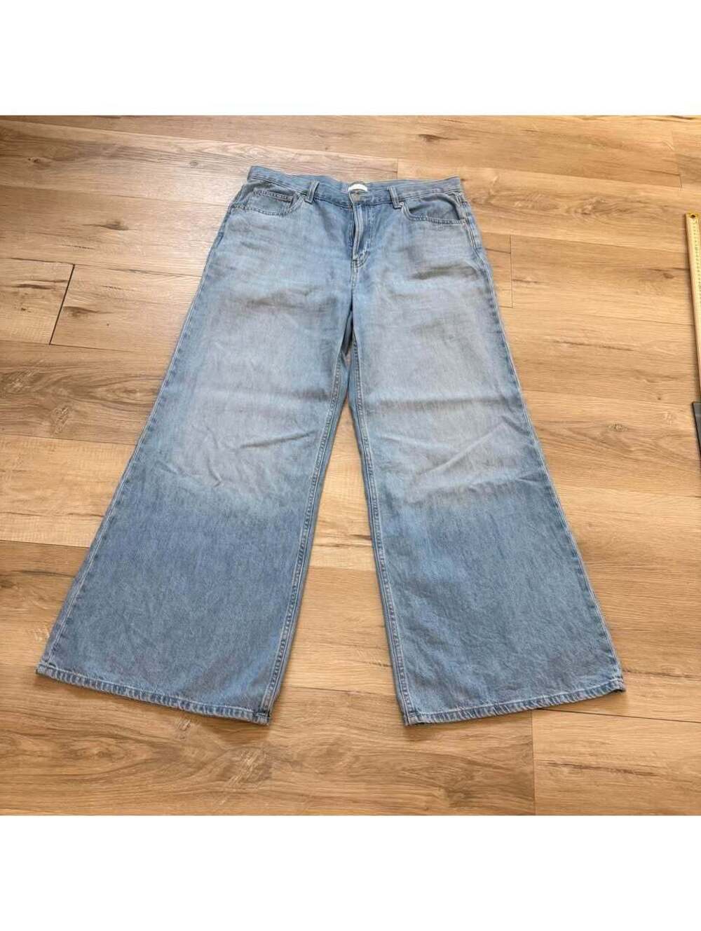 Uniqlo Mid-Rise Wide-Leg Flare Jeans Cotton/Lyocell Women's 32